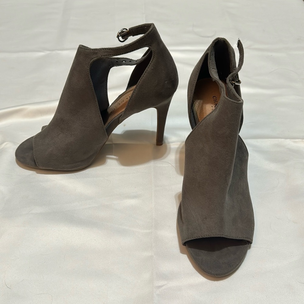 Grey Christian Siriano Heels Size 7W